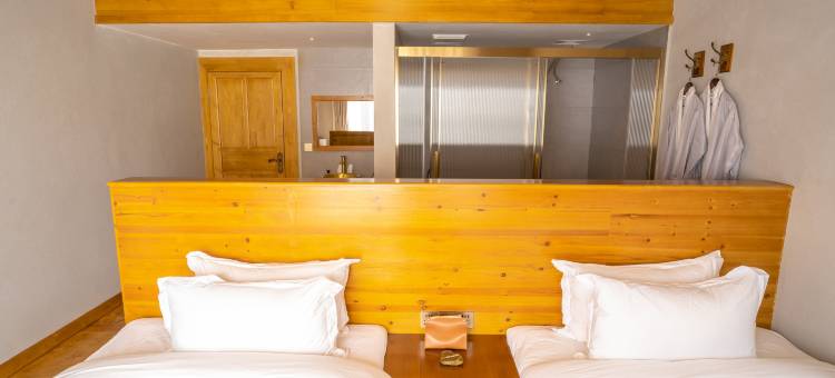 八美索南田园图片