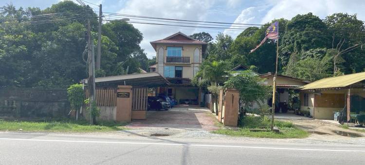 OYO 90915伊力哈木别墅(OYO 90915 Ilham Villa)图片