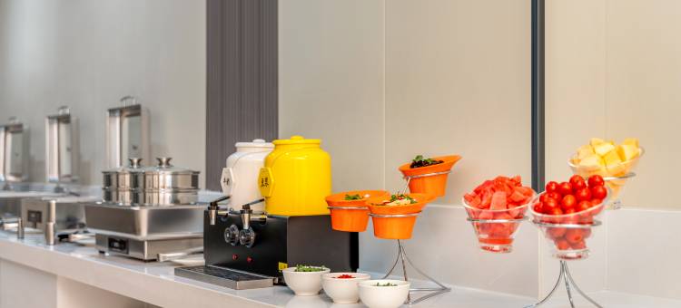 汨罗欧莱酒店(归义广场店)图片