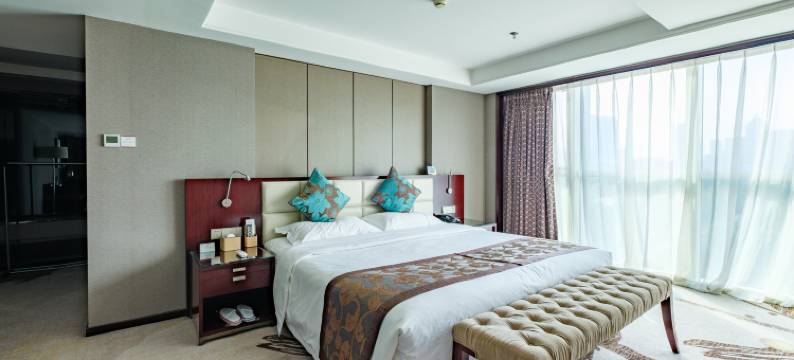 沈阳国贸饭店(奥体中心地铁站盛京大奥莱店)图片