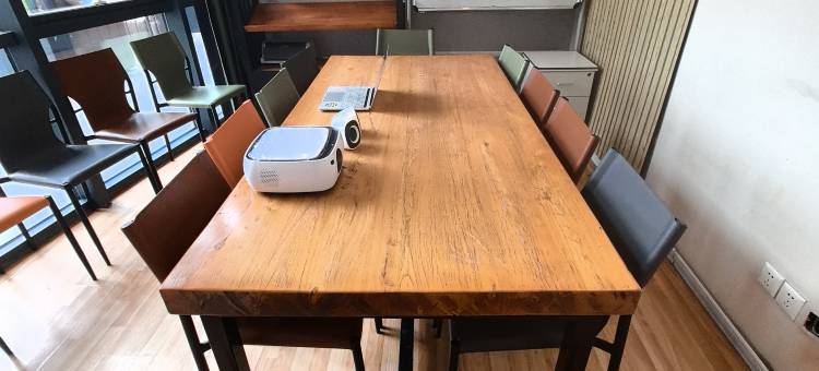 惟尼迩潮流时尚酒店(青岛李村地铁站店)图片