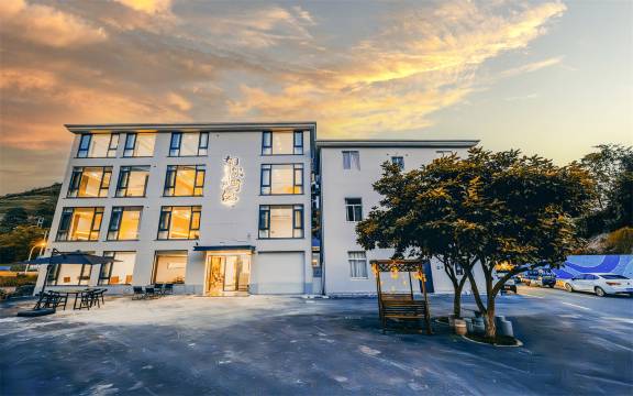 如你所院民宿(宁波松兰山旅游度假区店)