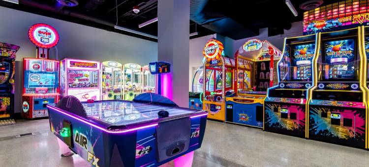 拉芙琳热带风情酒店(Tropicana Laughlin - A Caesars Rewards Destination)图片