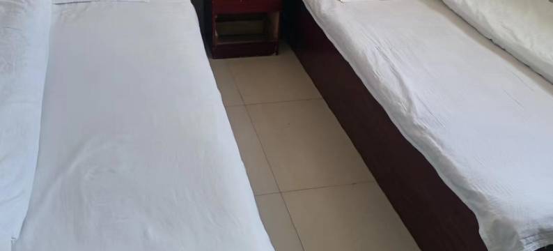 乌鲁木齐炬铭宾馆(机场店)图片