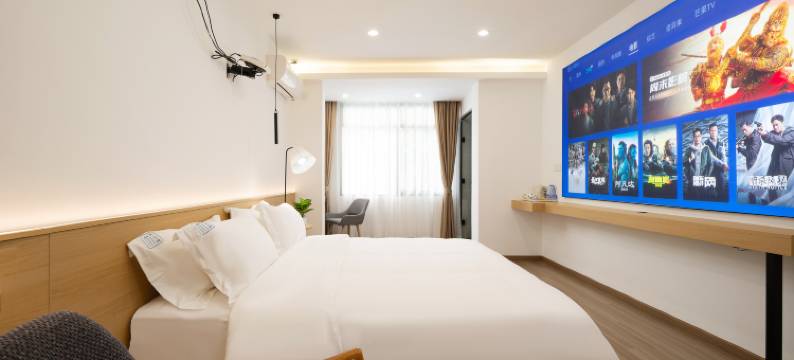 木子里·亦春民宿(四川农业大学店)图片