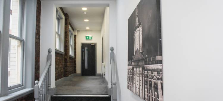 皇后大道16号(16 Queen Avenue)图片