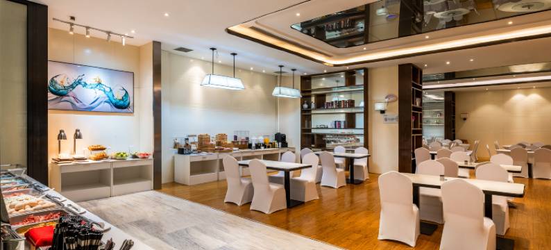 武汉华美达安可酒店(武昌站街道口店)图片