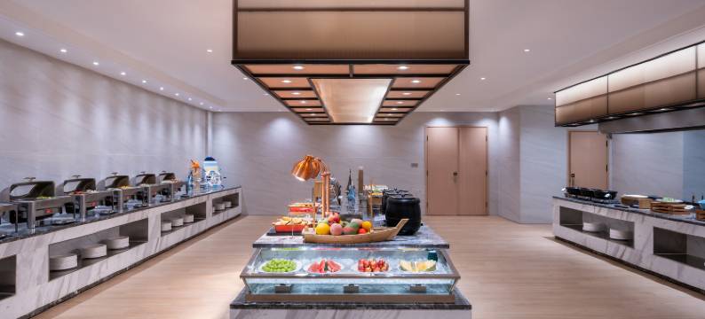 青岛中心五四广场美仑酒店图片