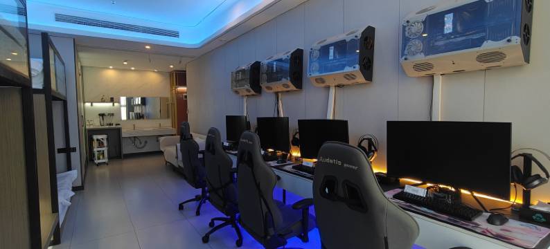 雲潮尚电竞酒店(永修县政府人民广场店)图片