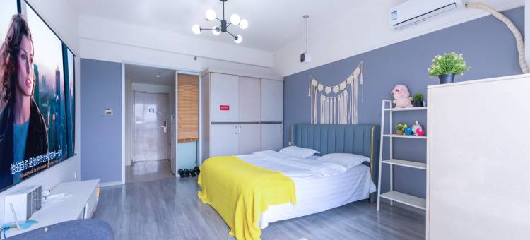 蜗牛旅行家·优享影视民宿(万达48克拉店)图片