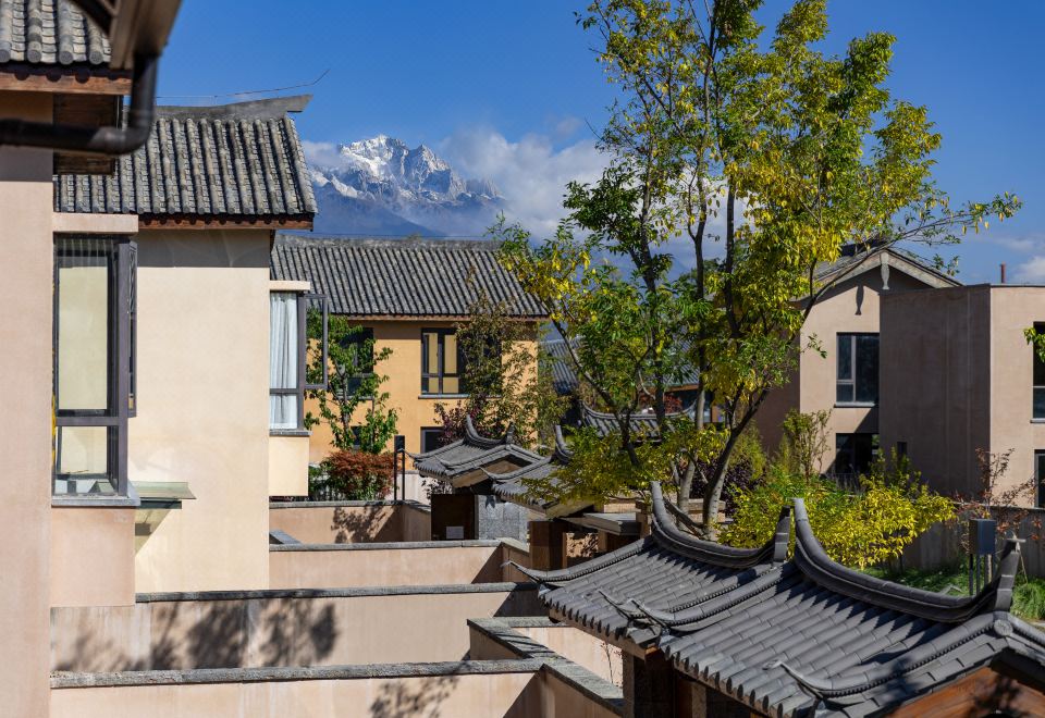 Xueshan Bieyuan Boutique Holiday Inn Hotel Overview