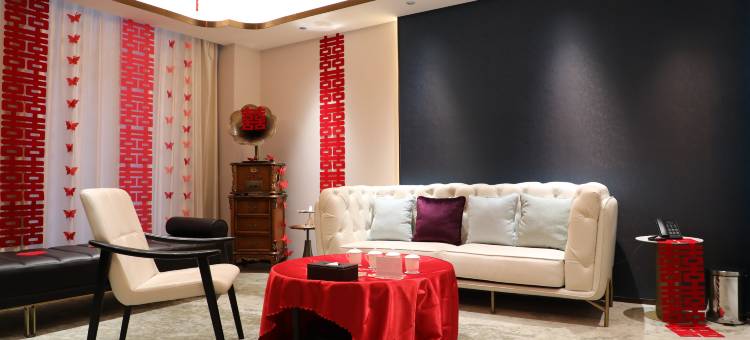 阳泉平定鹏飞金源国际酒店(综合办公大楼青银高速出口店)图片