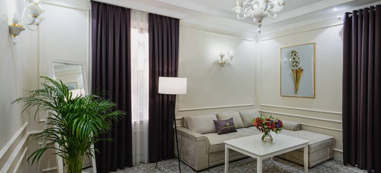 Zarafshon公园边酒店(Zarafshon Parkside)图片