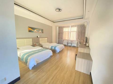 龙陵勐糯镇恒丰宾馆