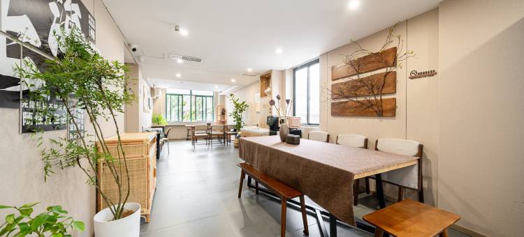 登巴客栈(上海南站桂林公园地铁站店)图片