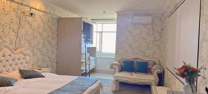 云观山民宿(高铁站万达广场店)图片