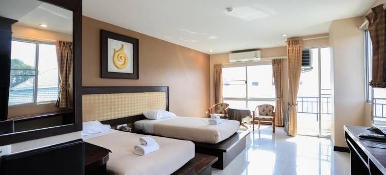 麦地那酒店(Madina Rayong Hotel)图片