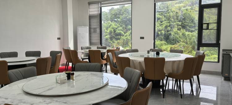 香榭丽舍度假村(惠东安墩热汤店)图片