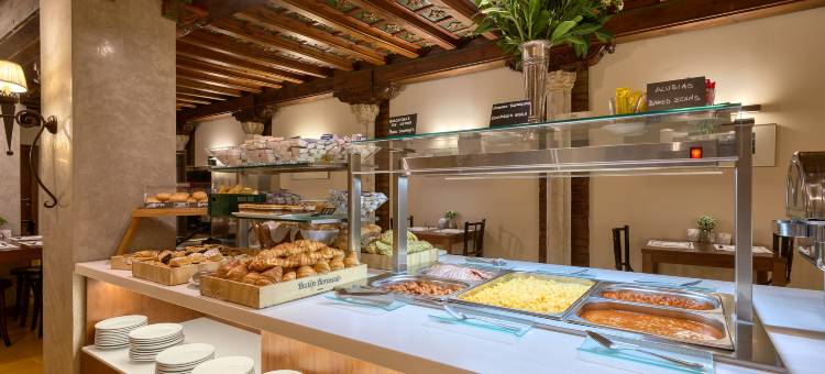 穆里略酒店(Hotel Murillo)图片