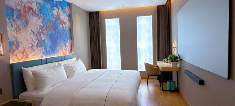 白玉兰酒店(营口万达广场店)图片