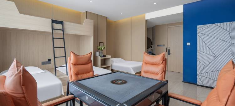 优恩电竞酒店(杭州南站绿都富泰广场店)图片