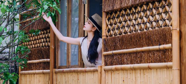 花筑·东碧隐桂·设计师美宿(景德镇广场北路陶溪川北路店)图片