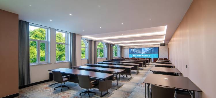 南苑e家瑞程酒店(邯郸肥乡区政府平原君广场店)图片