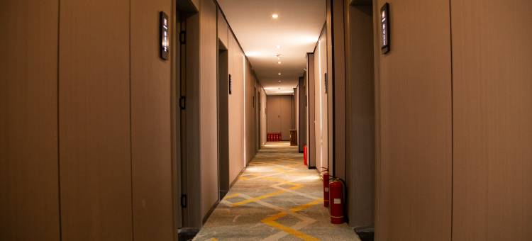 如家UP华驿精选酒店(西安城西客运站汉城路地铁站店)图片