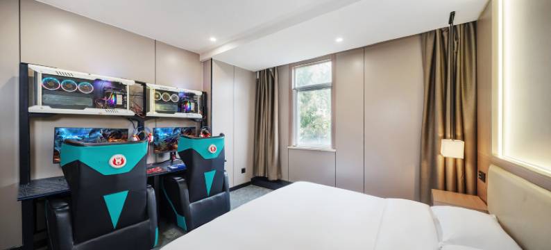 嗨放伽罗精品电竞酒店图片