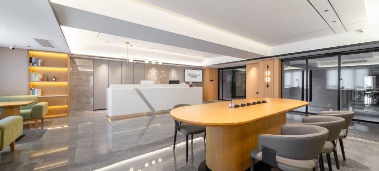 美丽豪酒店(南宁安吉万达苏卢地铁站店)图片