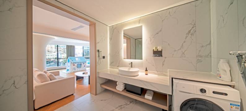 布洛陀·布依文化主题酒店(罗甸明珠中央广场店)图片