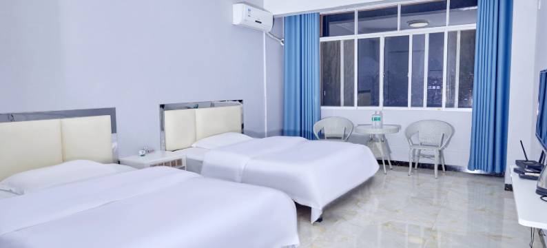 广南超圆宸商务酒店图片