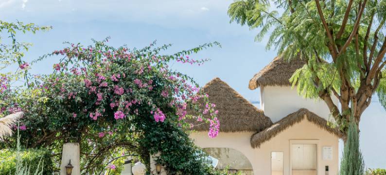 大理牧心堡·VILLA悬崖海景度假庄园(洱海文笔村店)图片