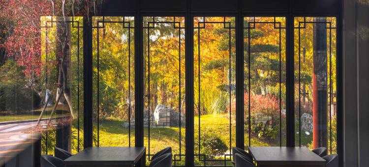 上海滴水湖洲际酒店图片