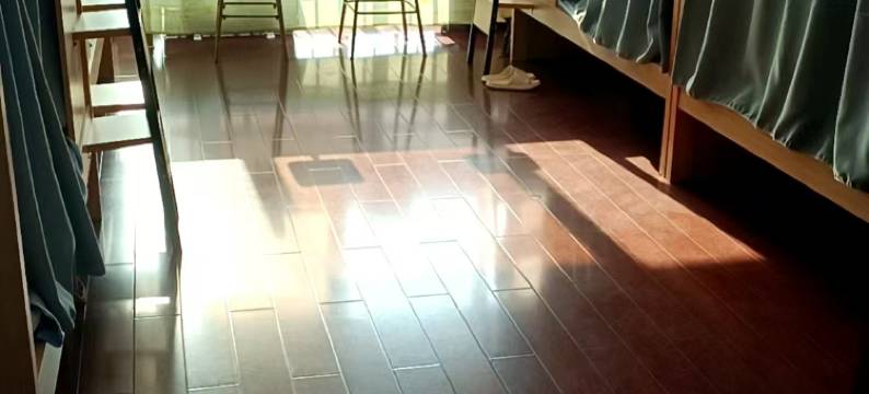 云边儿有个小客栈图片