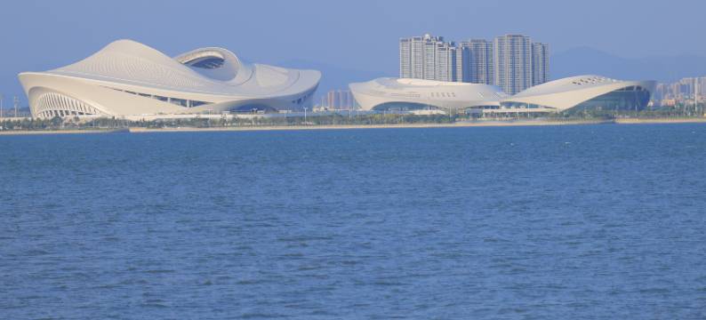 南屿轻奢影院酒店(厦门高崎机场创新园地铁站店)图片