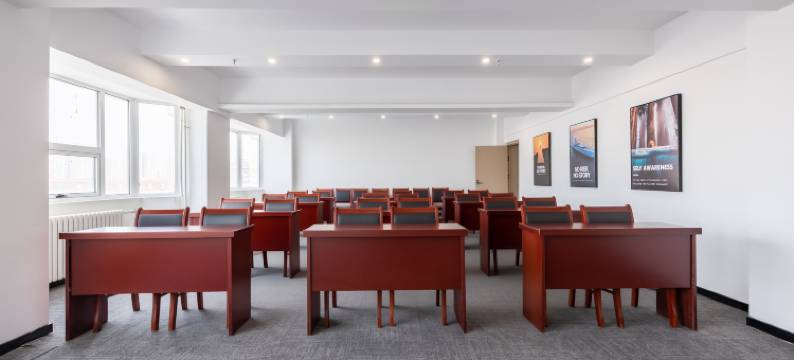 艾扉酒店(天津滨海高铁站宝龙广场店)图片