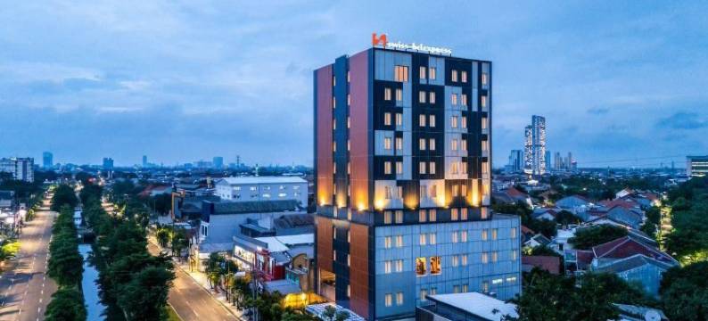 瑞士贝尔快运杰穆尔萨里(Swiss-Belexpress Jemursari)图片