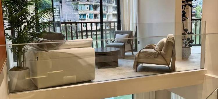 在野·轻奢VI LLA设计师美宿(镇远古城祝圣桥店)图片
