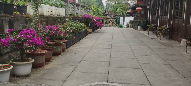 依恋江畔·傍水庭院·度假客栈(阆中古城华光楼店)图片