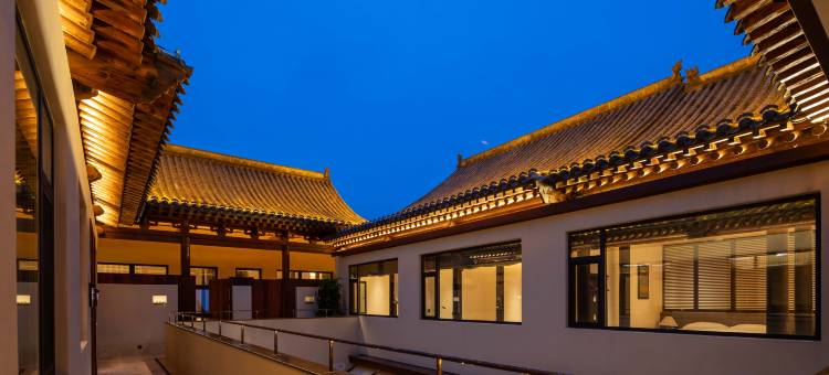 朗月·天然温泉度假庭院(忻州古城店)图片