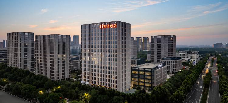 桔子郑州高铁东站圃田西地铁站酒店图片