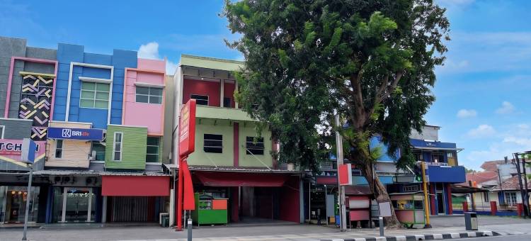 Hotel O(原名Rama Shinta)Pahoman体育场家庭旅馆(Hotel O near Stadion Pahoman formerly Rama Shinta Guest House)图片