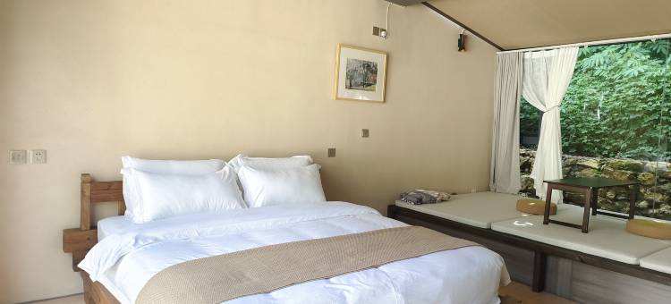 洼居美术馆凹院图片