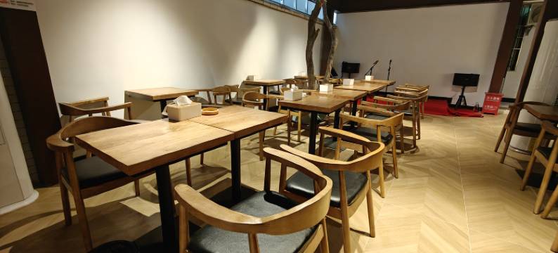 西双版纳景洪慢调空间青年旅社(曼听公园店)图片