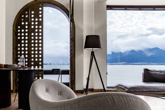 汐色·海东方悬崖海景别墅(理想邦洱海店)