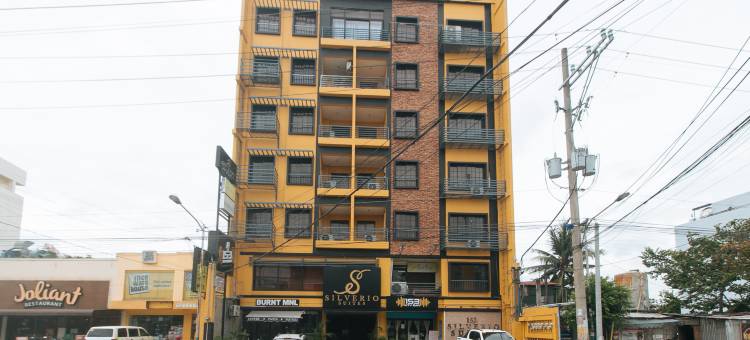 帕拉纳克市153西尔维里奥套房酒店(153 Silverio Suites Paranaque City)图片