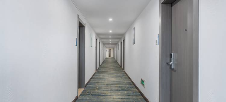 阳江珀丽假日酒店(江城区粤运汽车站店)图片