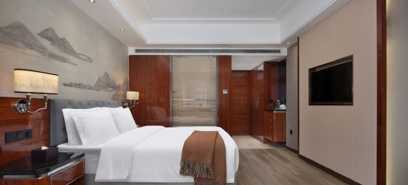 华雅·云缦酒店(岳阳楼区火车站店)图片