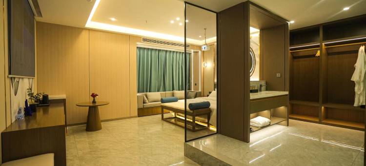 巴中月光河岸酒店图片